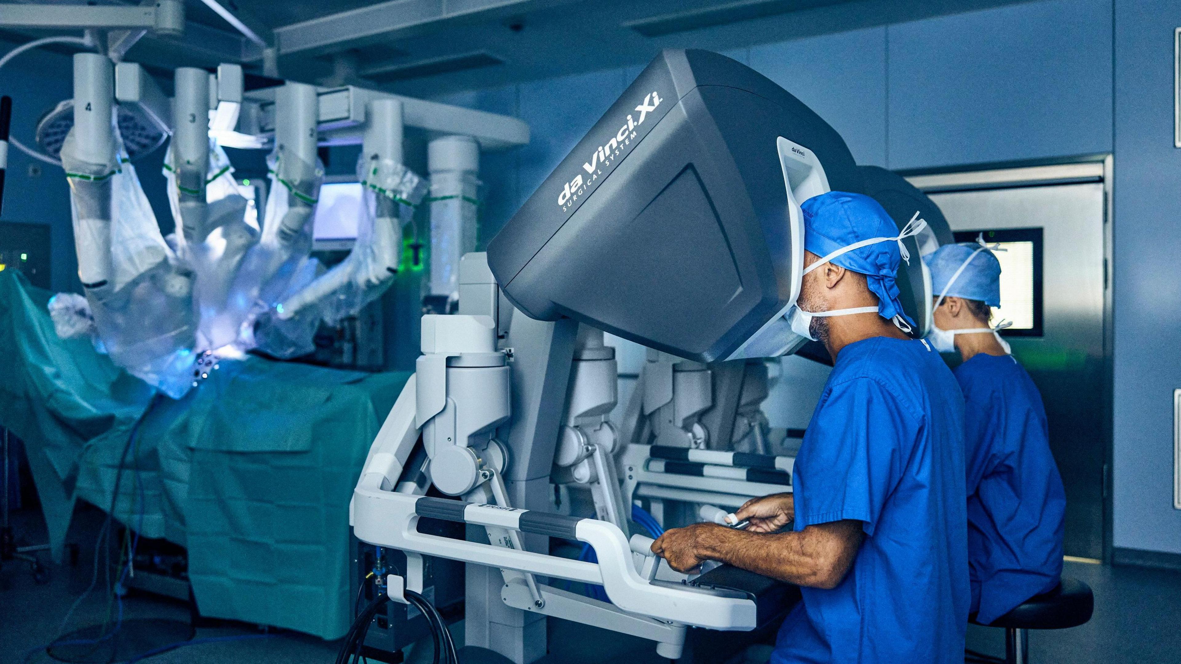 Robotik Cerrahi Nedir? Ürolojide Robotik Cerrahinin Uygulama Alanları Nelerdir?